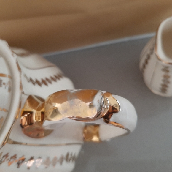 ๐ BUY 2 GET 2 FREE AUTHENTIC 1940 Sadler England Teapot and Creamer - Picture 3 of 10